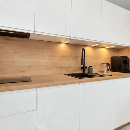 Apartament Elegancki Z Miejscem Parkingowym I Balkonem W łebie By Renters Łeba