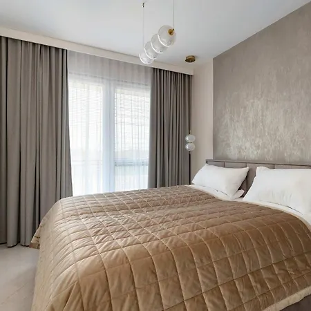 Elegancki Z Miejscem Parkingowym I Balkonem W Lebie By Renters * Łeba