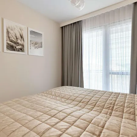 Elegancki Z Miejscem Parkingowym I Balkonem W Lebie By Renters * Łeba